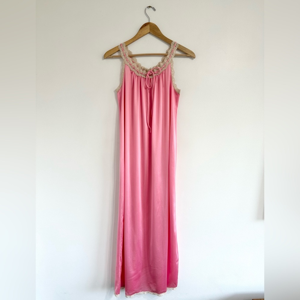 Vanity Fair Vintage slip dress pink lace trim nylon loungewear sleepwear